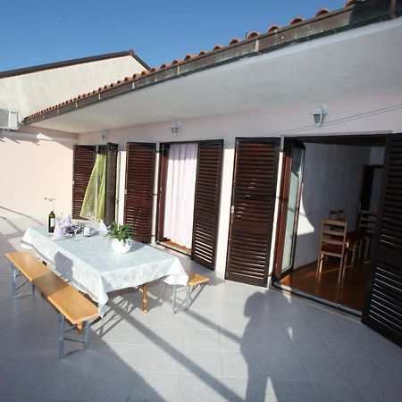 Apartment Kuba Makarska Exteriör bild